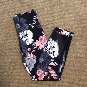 Old Navy Active floral leggings